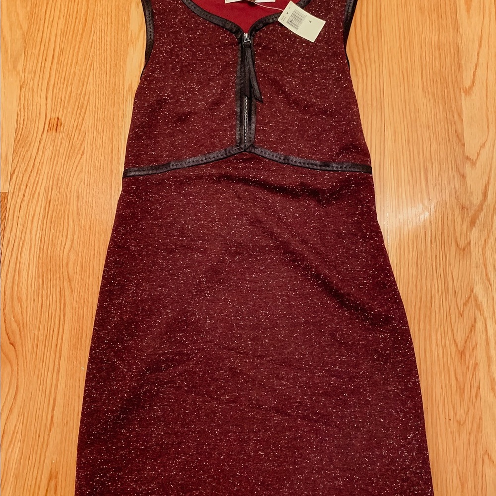 ‼️NWOT‼️Sleeveless dress - Picture 2 of 6